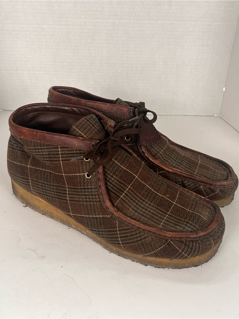 Clark’s Original Wallabee Shoe Mens 13 Plaid Lace Up Chukka Boot Gum Sole Preppy